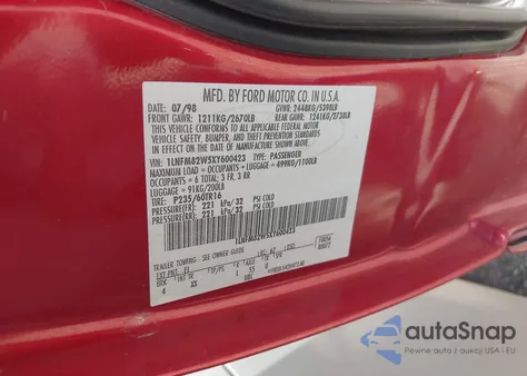 1999 Lincoln Town Car Signature z USA, uszkodzony, nr VIN 1LNFM82W5XY600423